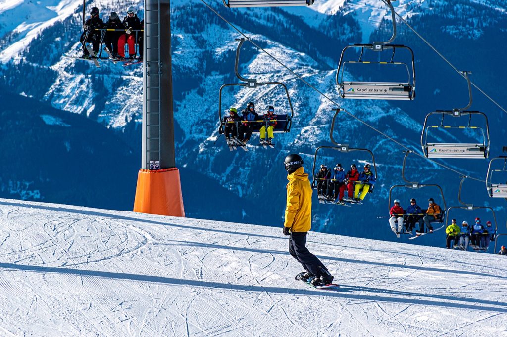 snowboarding, ski resort, slopes-4763731.jpg
